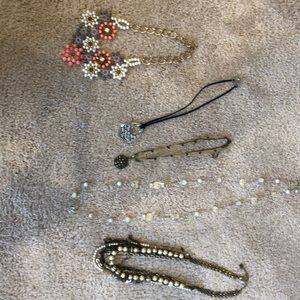 Bundle of necklaces!